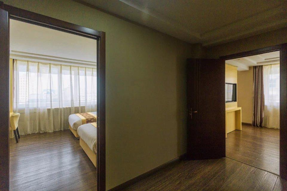 Beiguo Zhichun Business Hotel Манчжурия Экстерьер фото